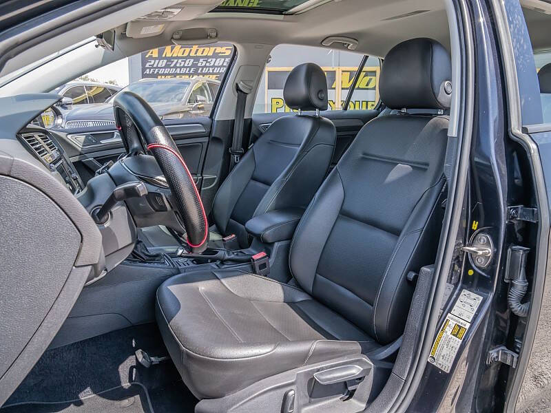 2021 Volkswagen Golf TSI