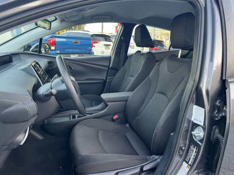 2019 Toyota Prius XLE