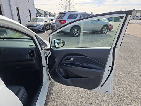 2013 Kia Rio 5-Door SX