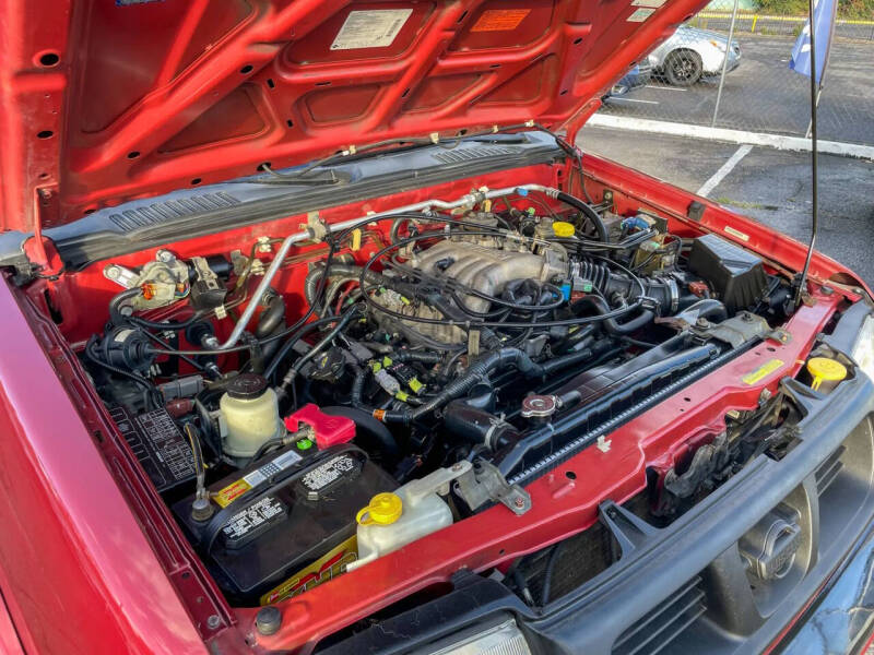 2000 Nissan Frontier XE