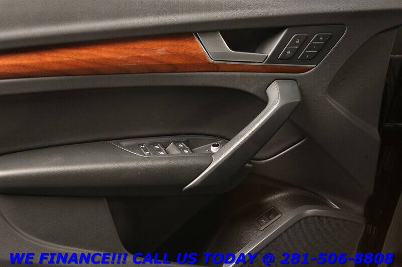 2023 Audi Q5 quattro Premium 40 TFSI