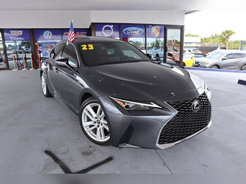 2023 Lexus IS 300