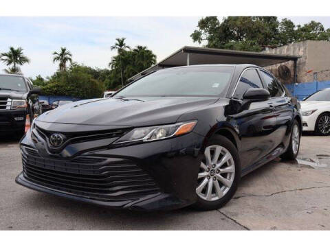 2018 Toyota Camry for sale at OCEAN AUTO SALES in Miami FL