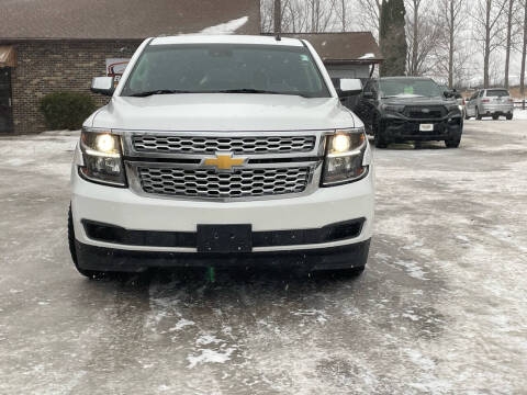 2015 Chevrolet Suburban for sale at Babic's Auto in Fergus Falls MN