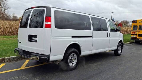 2024 Chevrolet Express LT 3500