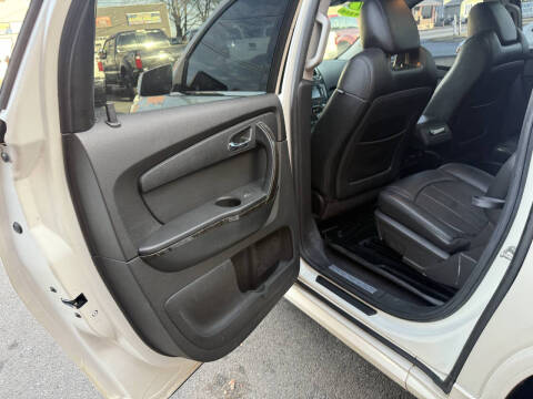 2011 GMC Acadia Denali