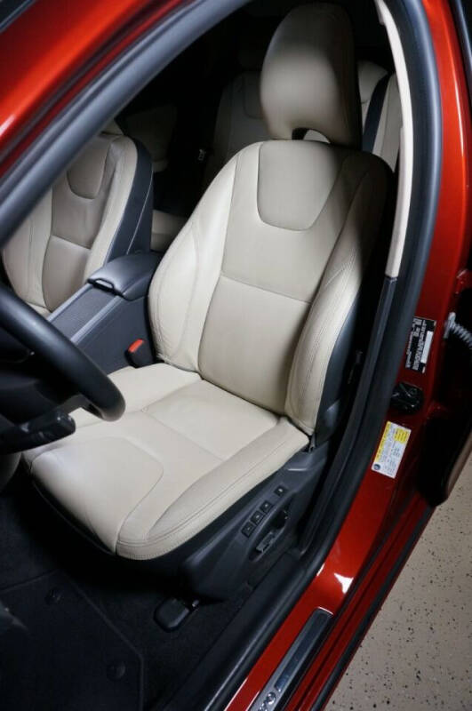 2013 Volvo S60 T5 Premier Plus