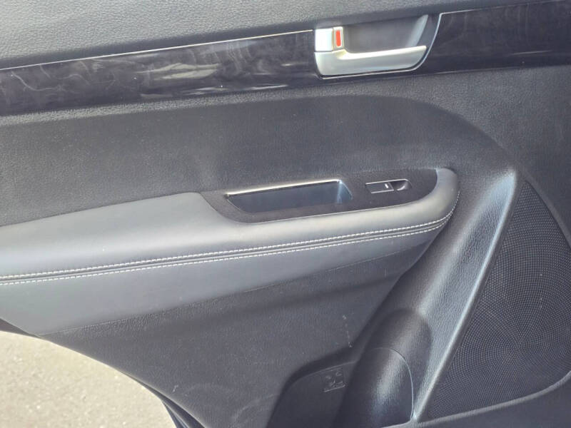 2014 Kia Sorento SX Limited