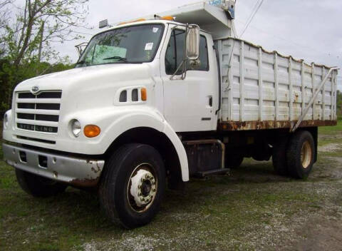 2001 Sterling L7500 Series