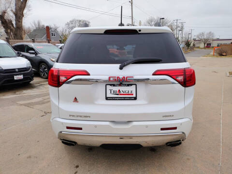 2017 GMC Acadia Denali