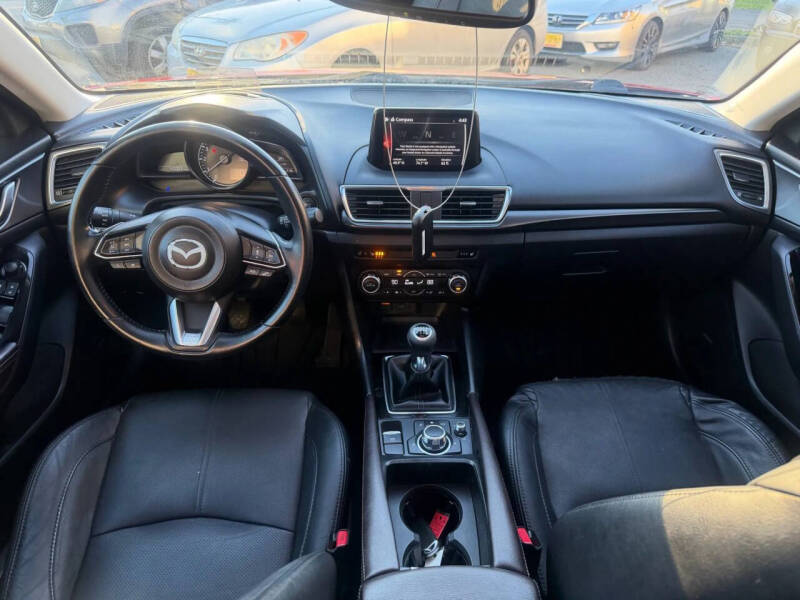 2018 Mazda MAZDA3 Grand Touring