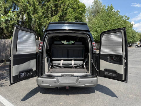 2020 GMC Savana 2500