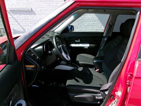 2012 Kia Soul +