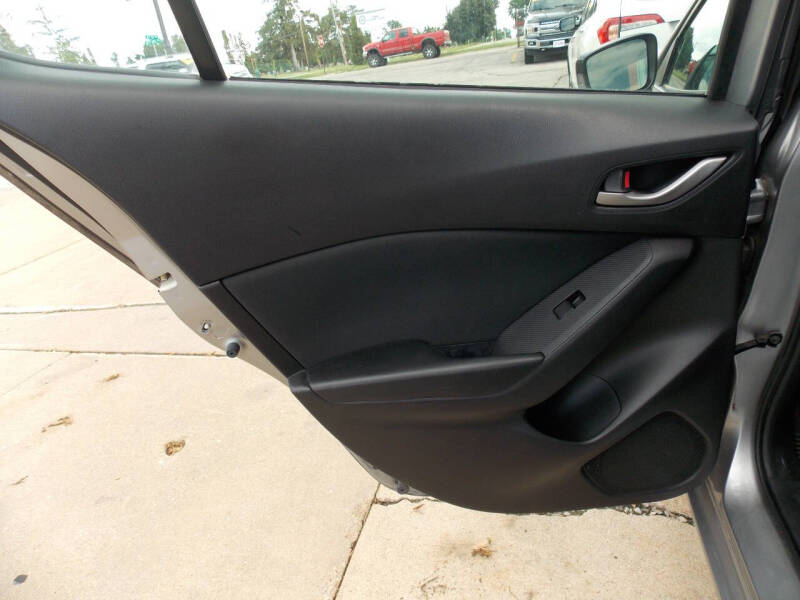 2015 Mazda MAZDA3 i Touring