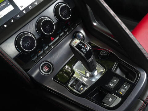 2023 Jaguar F-TYPE R