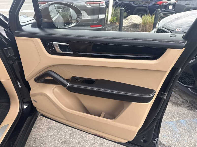 2020 Porsche Cayenne S