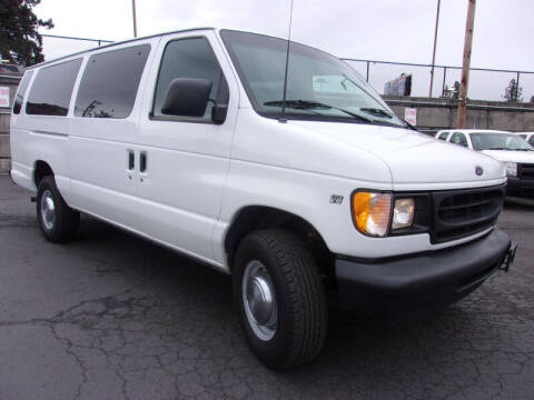 2002 Ford E-Series for sale at Delta Auto Sales in Milwaukie OR