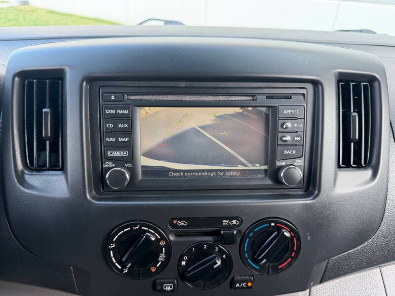 2017 Nissan NV200 SV