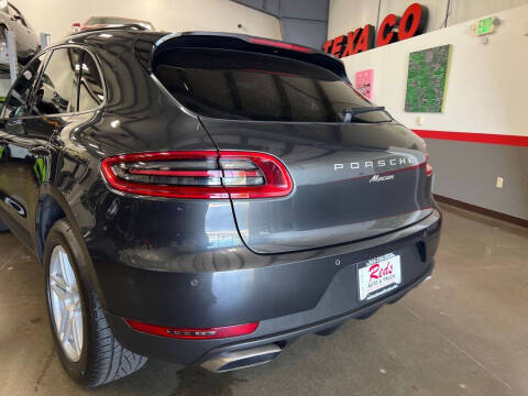 2017 Porsche Macan