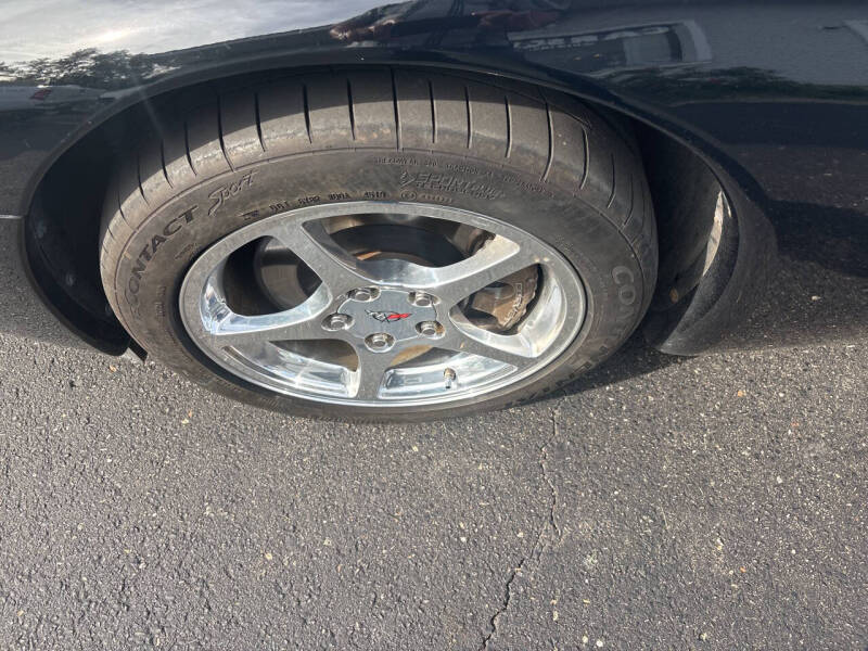 2004 Chevrolet Corvette