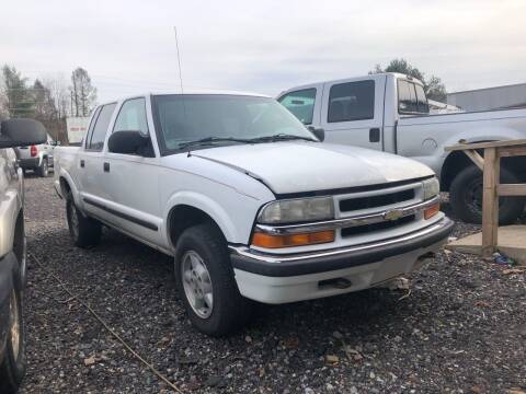2001 Chevrolet S-10 for sale at Lavelle Motors in Lavelle PA