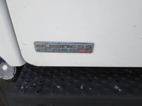 2007 Freightliner Business class M2