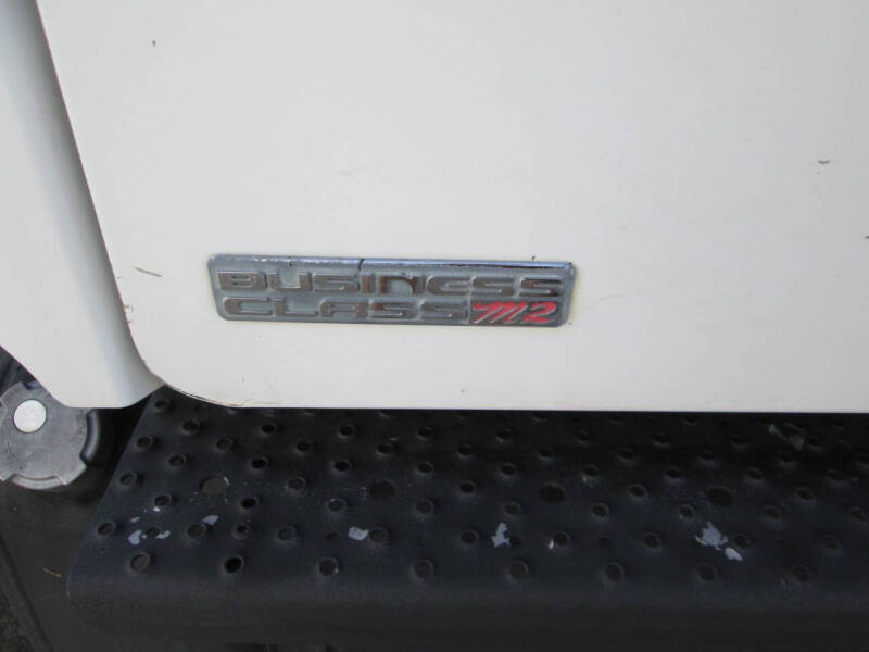 2007 Freightliner Business class M2