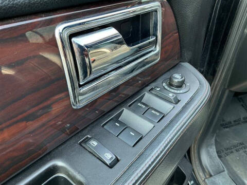 2017 Lincoln Navigator L Reserve