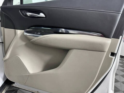 2019 Cadillac XT4 Luxury