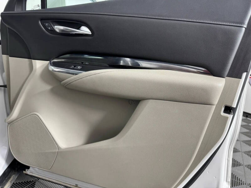 2019 Cadillac XT4 Luxury