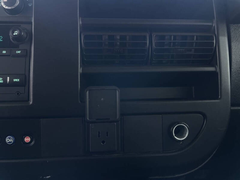 2023 Chevrolet Express LS 3500