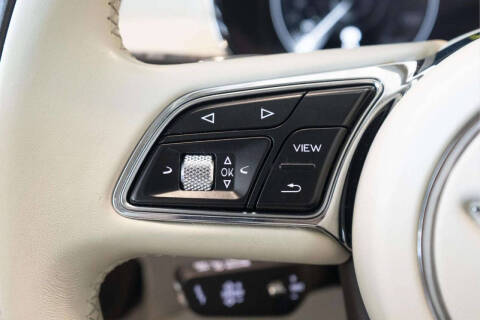 2022 Bentley Bentayga