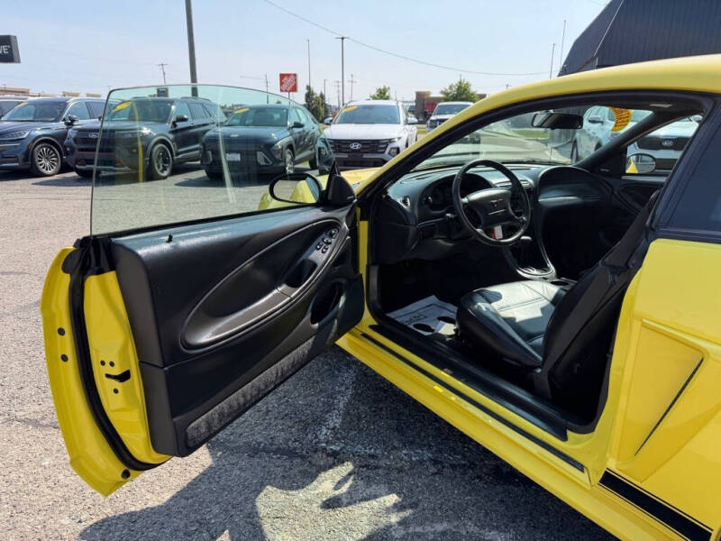 2002 Ford Mustang