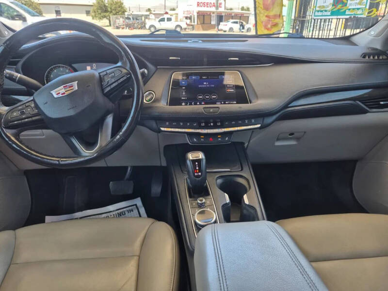 2019 Cadillac XT4 Premium Luxury