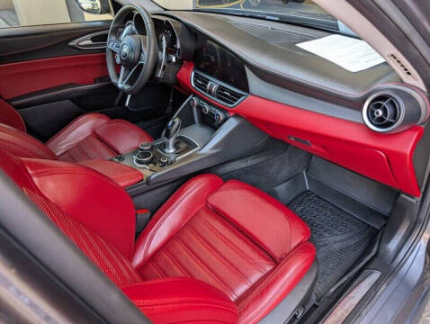 2017 Alfa Romeo Giulia Ti