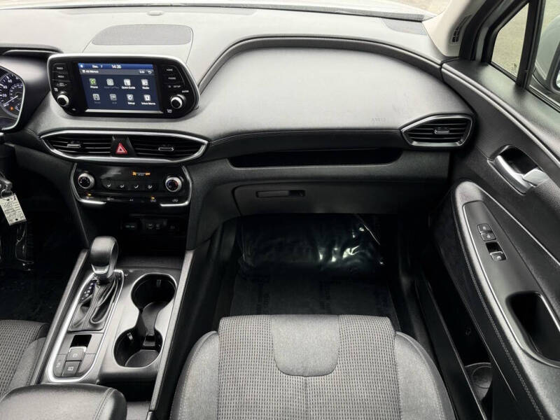 2019 Hyundai Santa Fe SE 2.4L