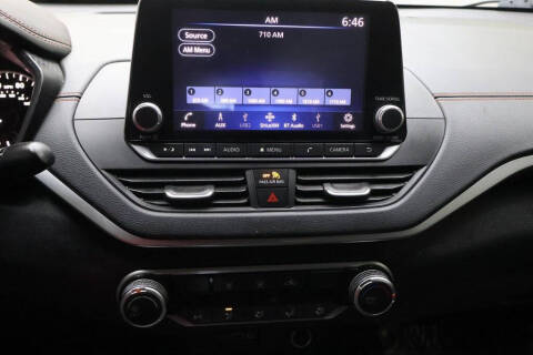 2022 Nissan Altima 2.5 SR