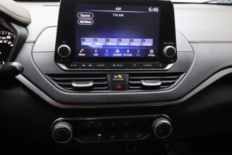 2022 Nissan Altima 2.5 SR