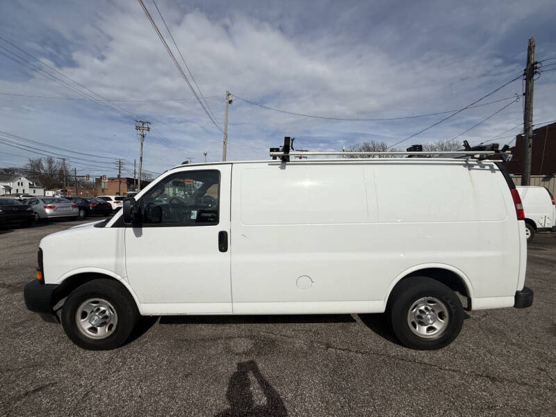 2017 Chevrolet Express 2500