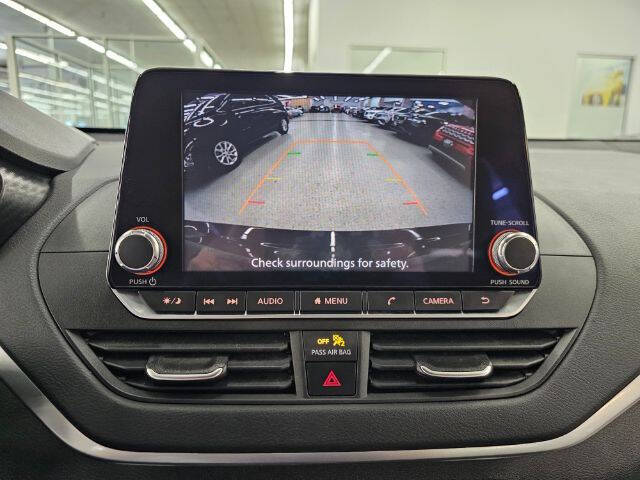 2021 Nissan Altima 2.5 SV