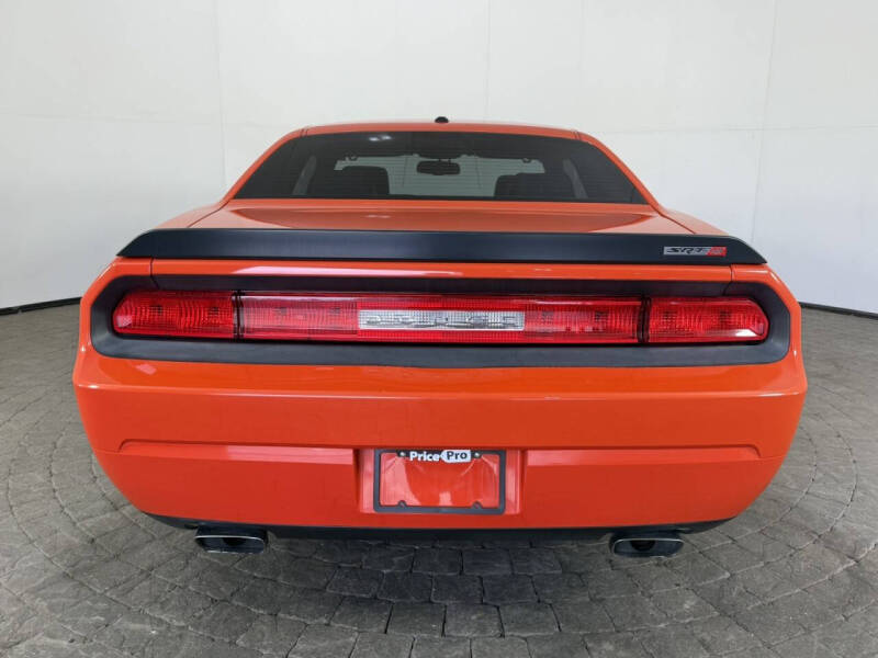2008 Dodge Challenger SRT8
