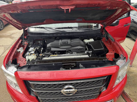 2022 Nissan Titan SV