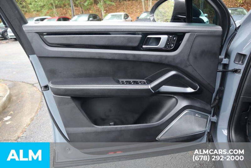 2022 Porsche Cayenne Turbo GT