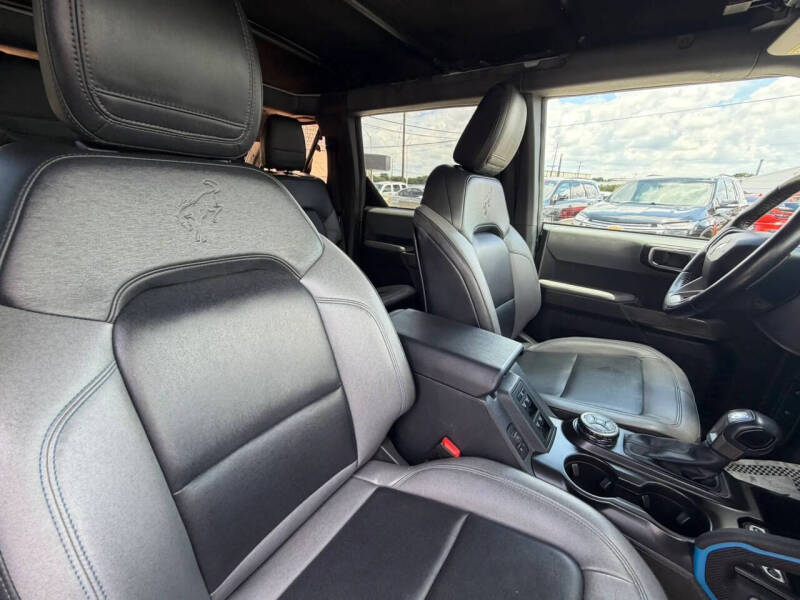 2022 Ford Bronco Black Diamond Advanced