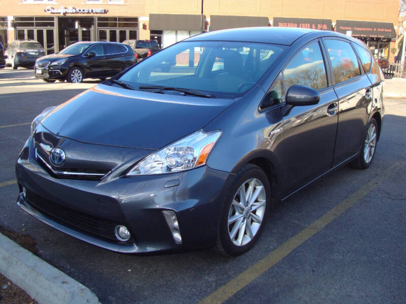 2013 Toyota Prius v for sale at Tempo Auto of Chicago in Chicago IL