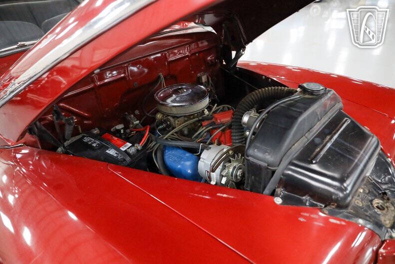1947 Ford Deluxe