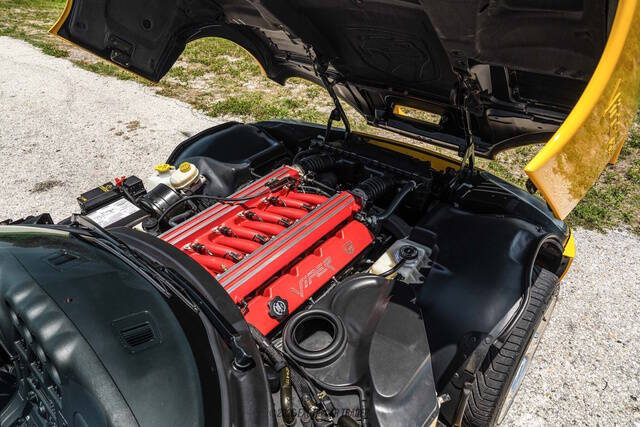 2001 Dodge Viper GTS