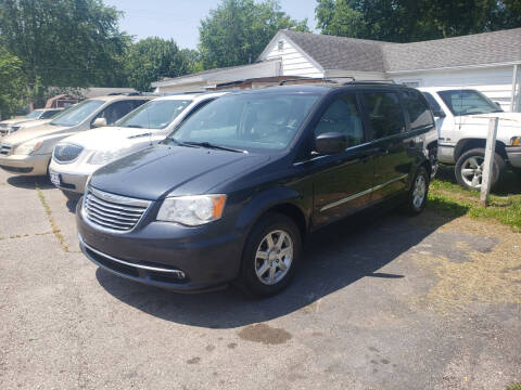 2013 Chrysler Town and Country for sale at Bakers Car Corral in Sedalia MO