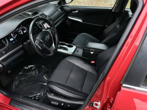 2014 Toyota Camry SE