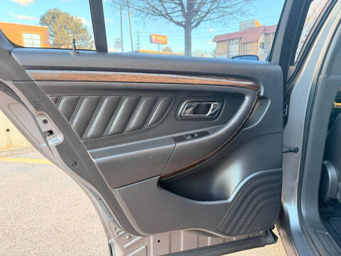 2014 Ford Taurus Limited